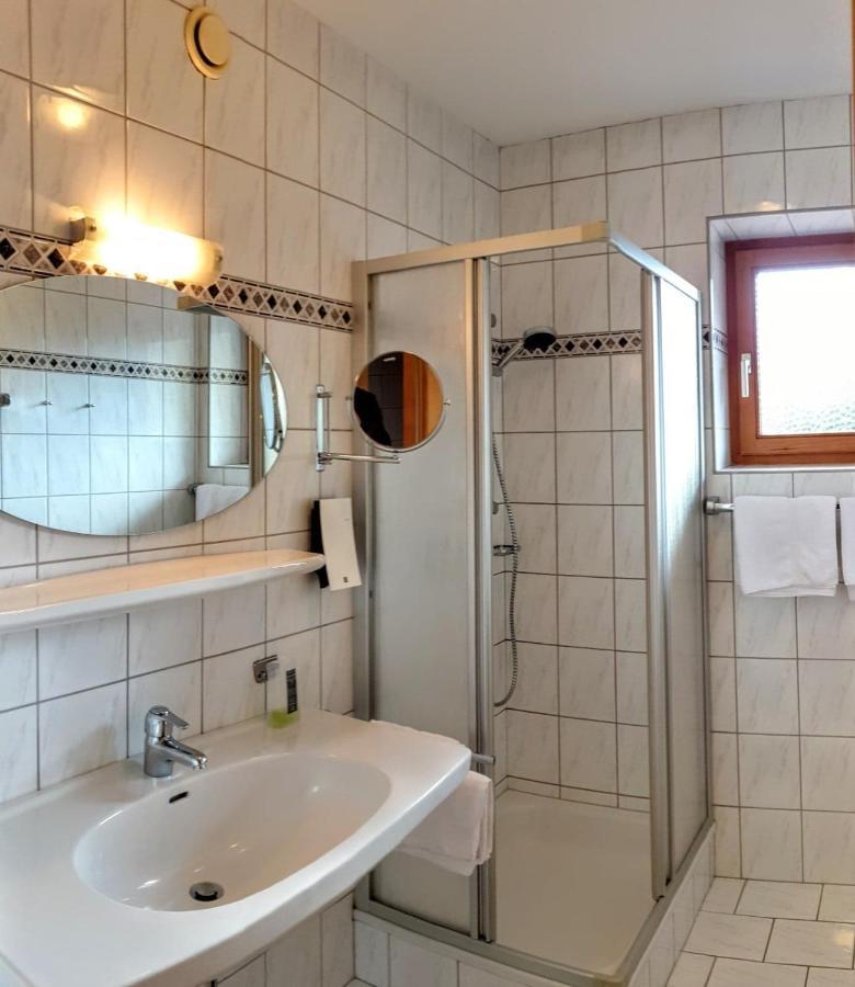 Alpen Appartements Laerchenhof Lermoos Esterno foto